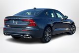 Used 2022 Volvo S60 B5 Inscription image 5