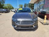 Used 2018 Ford Fusion SE w/ Fusion SE Technology Package image 2