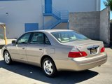 Used 2004 Toyota Avalon XLS image 3
