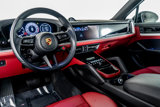 Used 2024 Porsche Cayenne image 2