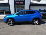 Used 2022 Jeep Compass Latitude image 2
