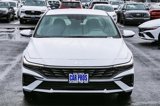 New 2025 Hyundai Elantra SE image 3