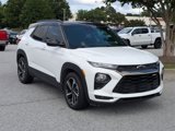 Used 2021 Chevrolet TrailBlazer RS w/ Sun and Liftgate Package image 2