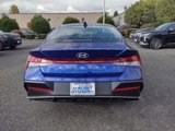 New 2025 Hyundai Elantra SEL image 4