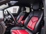 Certified 2024 Porsche Macan image 5