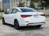 Used 2024 Nissan Sentra SV image 3