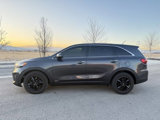 Used 2019 Kia Sorento AWD V6 image 2