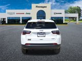 New 2025 Jeep Compass Latitude image 5