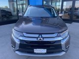 Used 2018 Mitsubishi Outlander SEL image 2