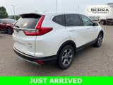Used 2017 Honda CR-V EX image 3