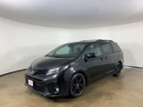 Used 2020 Toyota Sienna SE image 2