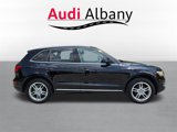 Used 2017 Audi Q5 2.0T Premium Plus w/ Technology Package image 3