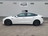 Used 2021 Tesla Model 3 Standard Range Plus image 2