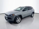 Used 2023 Jeep Compass Latitude image 3