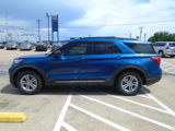 Used 2020 Ford Explorer XLT w/ Equipment Group 202A image 4