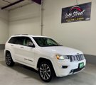 Used 2017 Jeep Grand Cherokee Overland image 3