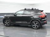 Used 2021 Volvo XC40 T5 R-Design image 5