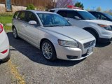 Used 2010 Volvo V50 2.4i image 2