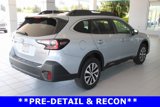 Used 2022 Subaru Outback Premium image 4