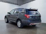 Used 2017 Ford Explorer XLT image 5