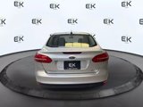Used 2017 Ford Focus SE image 4