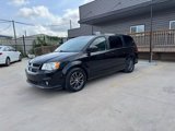 Used 2017 Dodge Grand Caravan SXT image 2