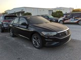 Certified 2021 Volkswagen Jetta R-Line image 5