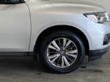 Used 2017 Nissan Pathfinder SL w/ SL Premium Package image 3