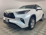 Used 2022 Toyota Highlander LE image 3