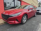 Used 2023 Hyundai Elantra SE w/ Cargo Package image 2