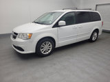 Used 2016 Dodge Grand Caravan SXT image 2