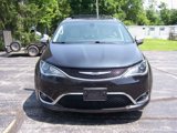 Used 2020 Chrysler Pacifica Limited image 3
