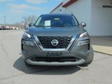 Used 2021 Nissan Rogue SV image 3
