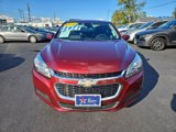 Used 2016 Chevrolet Malibu LT image 2