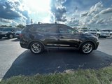 Used 2017 Hyundai Santa Fe SE image 2