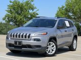 Used 2016 Jeep Cherokee Sport image 2