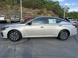 New 2025 Nissan Altima 2.5 SV image 4