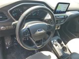 Certified 2021 Ford Escape SE w/ SE Sport Appearance Package image 6