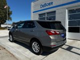 Used 2018 Chevrolet Equinox LT image 3