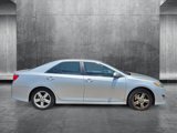 Used 2013 Toyota Camry SE image 3
