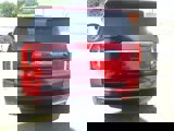 Used 2022 GMC Yukon SLT w/ SLT Premium Package image 4