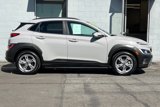 Certified 2022 Hyundai Kona SEL w/ Convenience Package image 3