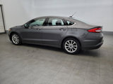 Used 2017 Ford Fusion SE image 3