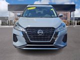 Used 2022 Nissan Kicks SV image 2
