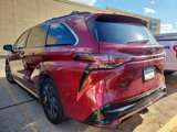 Used 2022 Toyota Sienna XSE image 2