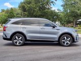 Used 2023 Kia Sorento S image 3