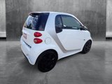 Used 2015 smart fortwo passion image 4