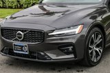 Certified 2025 Volvo S60 B5 Core image 5