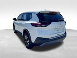Used 2021 Nissan Rogue SV image 3