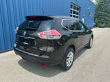 Used 2016 Nissan Rogue S w/ S Family Package image 4